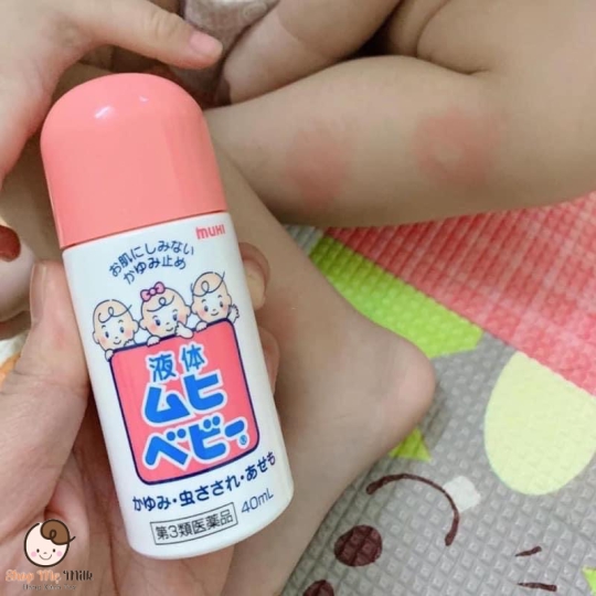 Lăn trị muỗi Muhi hồng 40ml Nhật - Cho trẻ sơ sinh