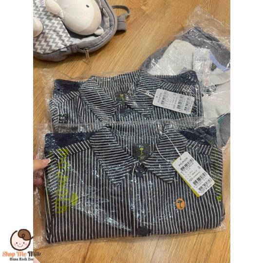 Áo khoác Moimoln Size 100 made in korea