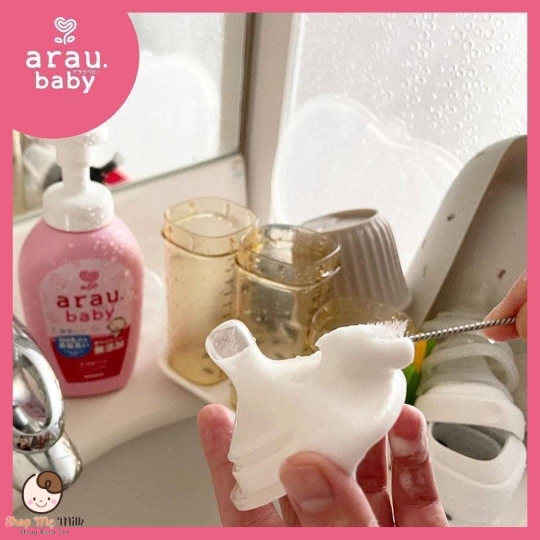 Nước rửa bình Arau nhật bản tạo bọt chai 500Ml